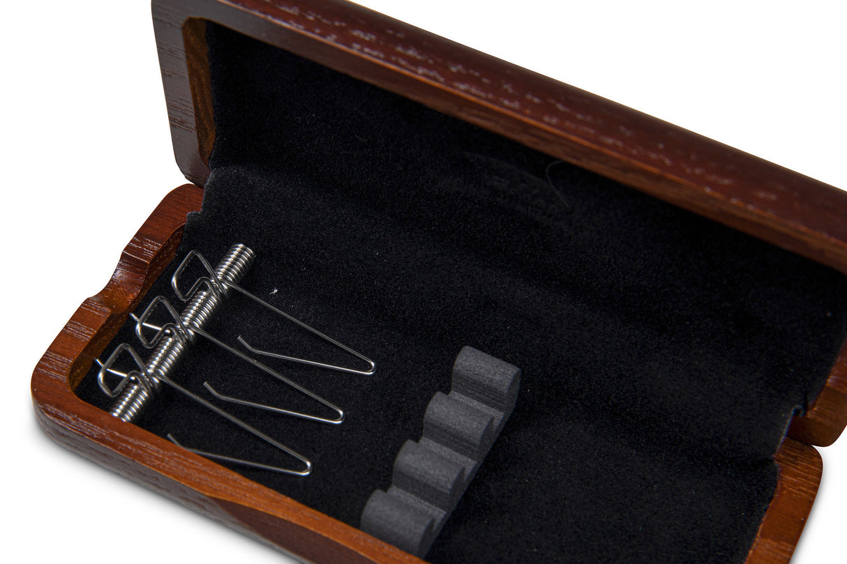 GEWA reed case Oboe 3 reeds - Reddish-brown lacquered finish
