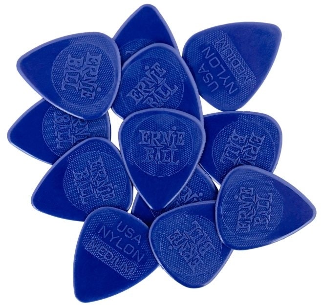 EB-9136 Nylon Pick Medium (12-pack)