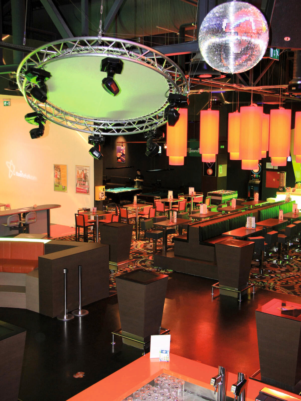 ALUTRUSS TRILOCK 6082 Circle d=2m (inside) /\