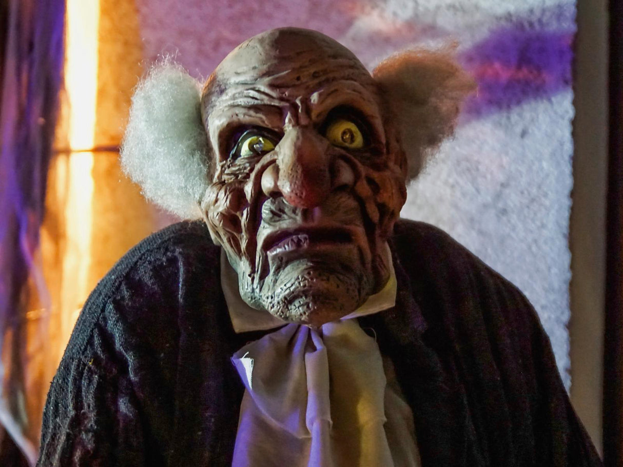 Halloween Zombie Butler