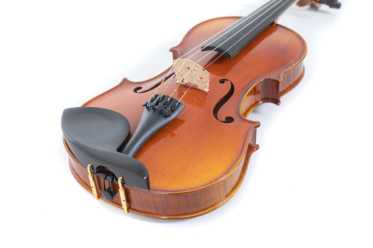 GEWA Violins Maestro 1 - 3/4 (Ready to play incl. shaped case, without bow, with Larsen Aurora strings, transport-secured)