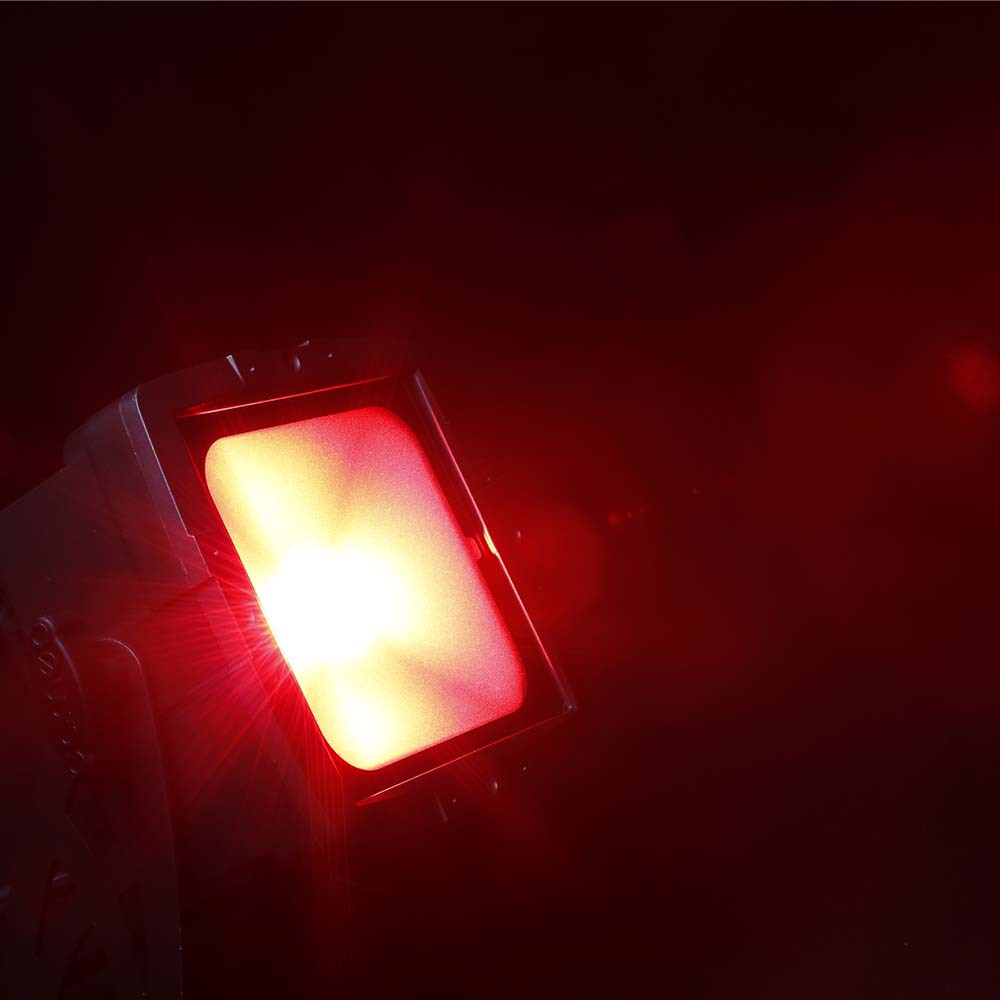 Cameo FLAT PRO FLOOD IP65 TRI