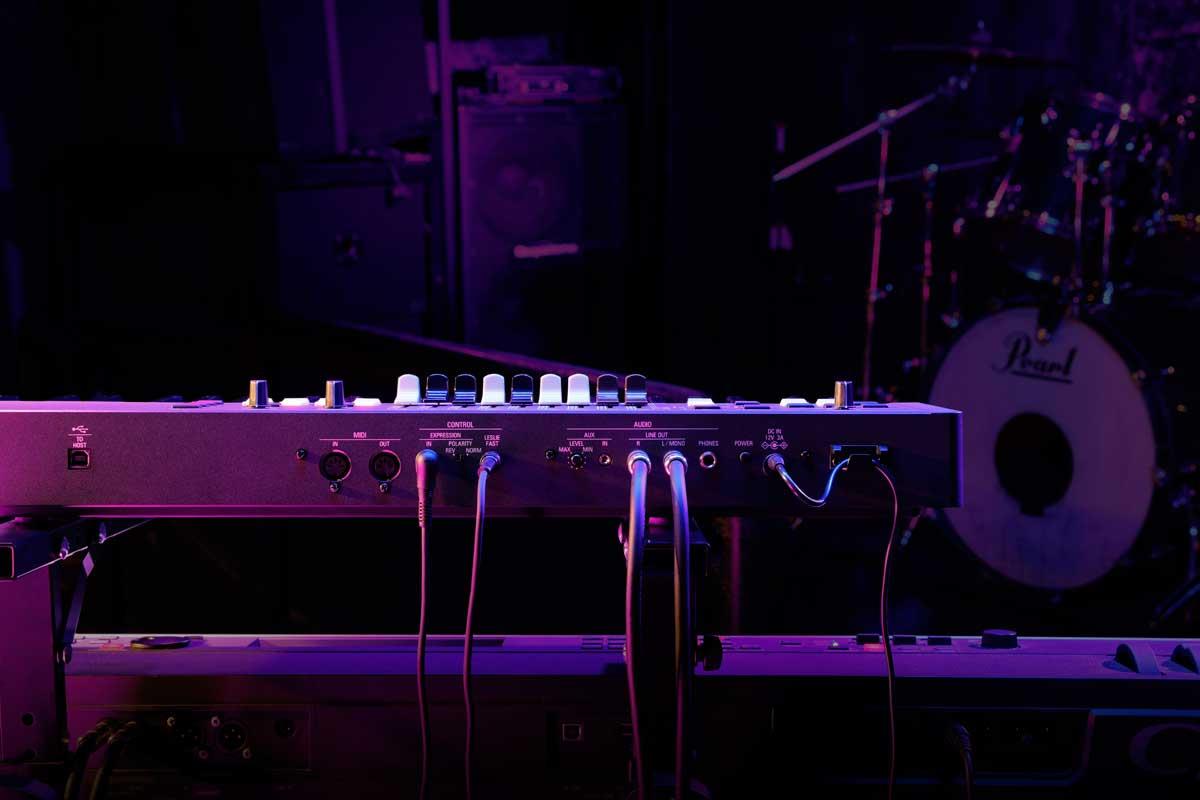 Hammond M-solo Organ (Burgundy)
