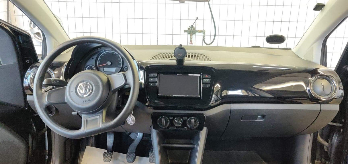 Mounting kit for Mii, Citigo and Up - Gloss Black