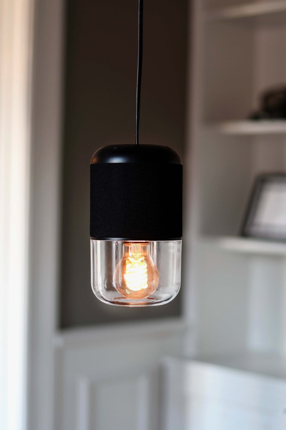 Lemus Life Bluetooth Pendant Light (Black)