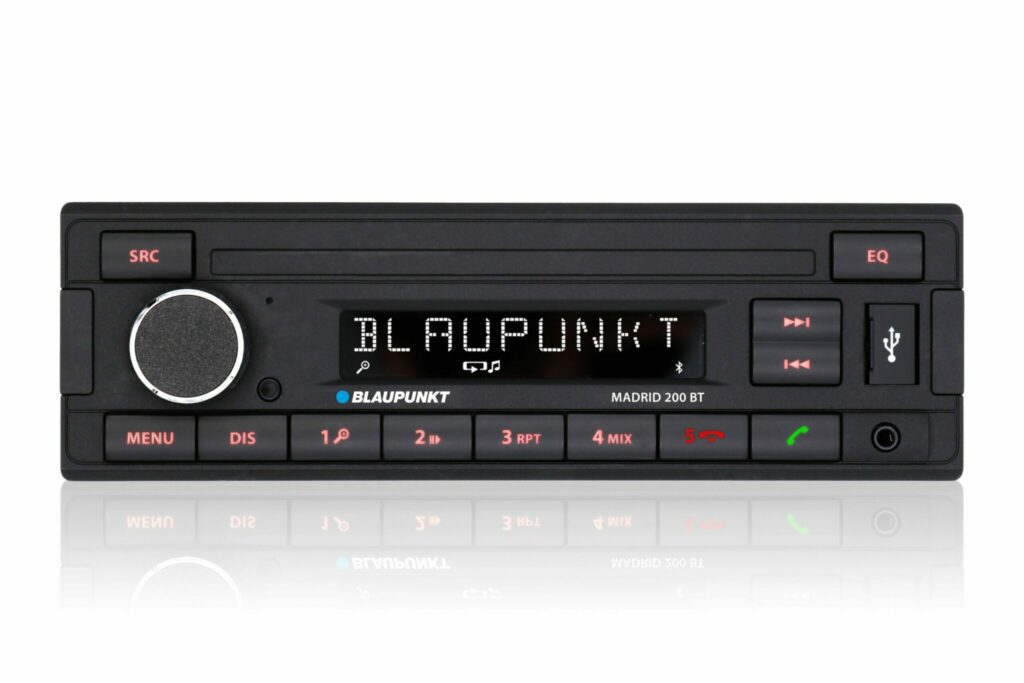 Blaupunkt Madrid 200 BT Car Radio w. Bluetooth