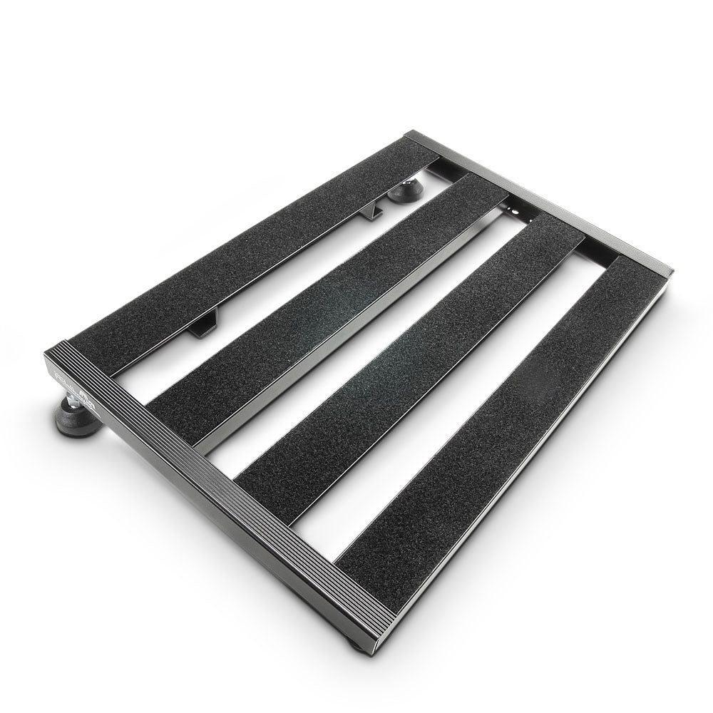 Palmer PEDALBAY® 40 - Lightweight pedalboard with variable configuration with protective softcase, 45 cm