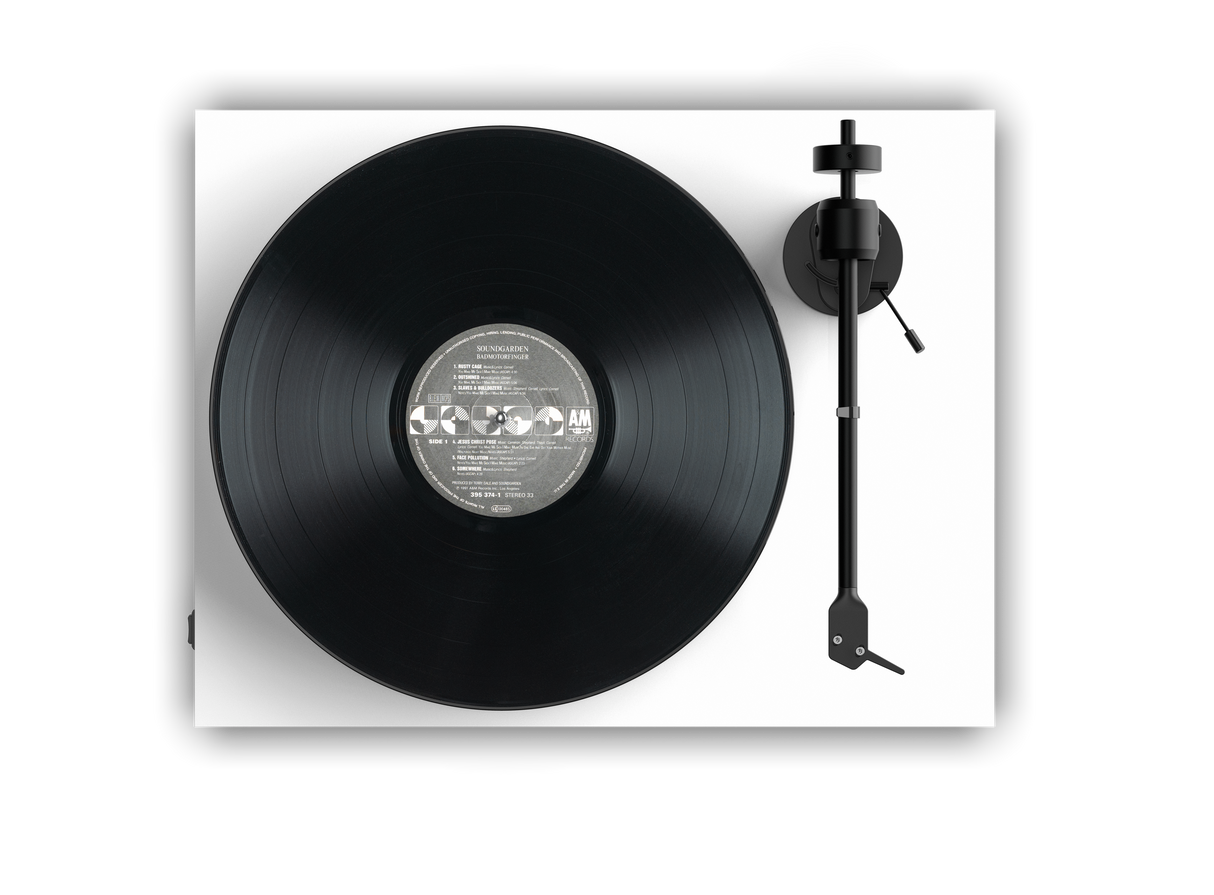 Pro-Ject E1 OM5e Turntable (White)