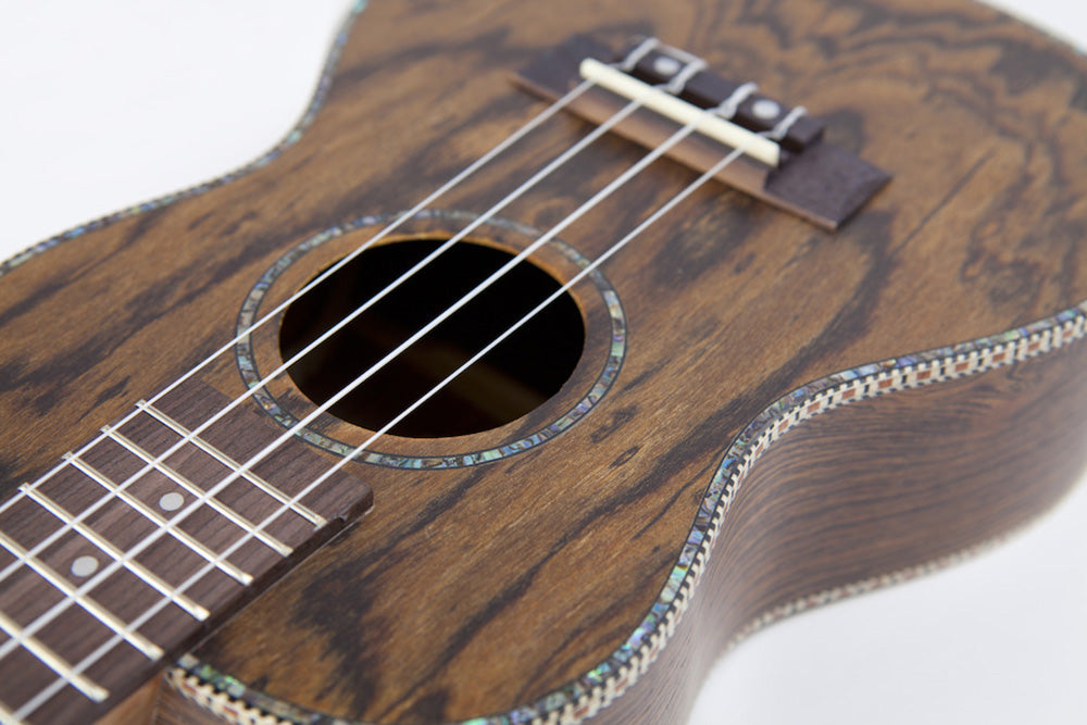 Reno RU370 Grand Concert Ukulele (Natural)