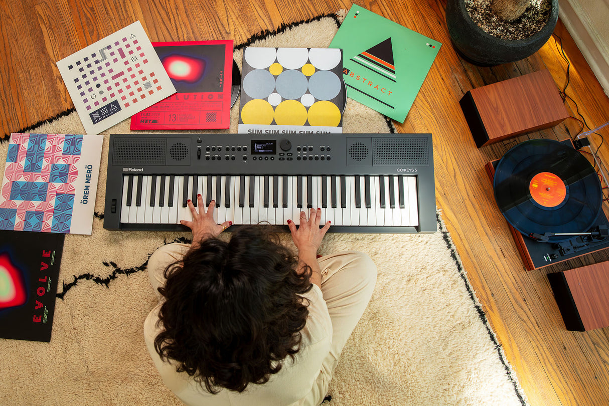 Roland GO:KEYS 5 Keyboard (Graphite)