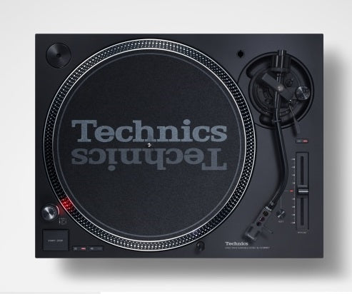 Technics SL-1210 MK7 Turntable