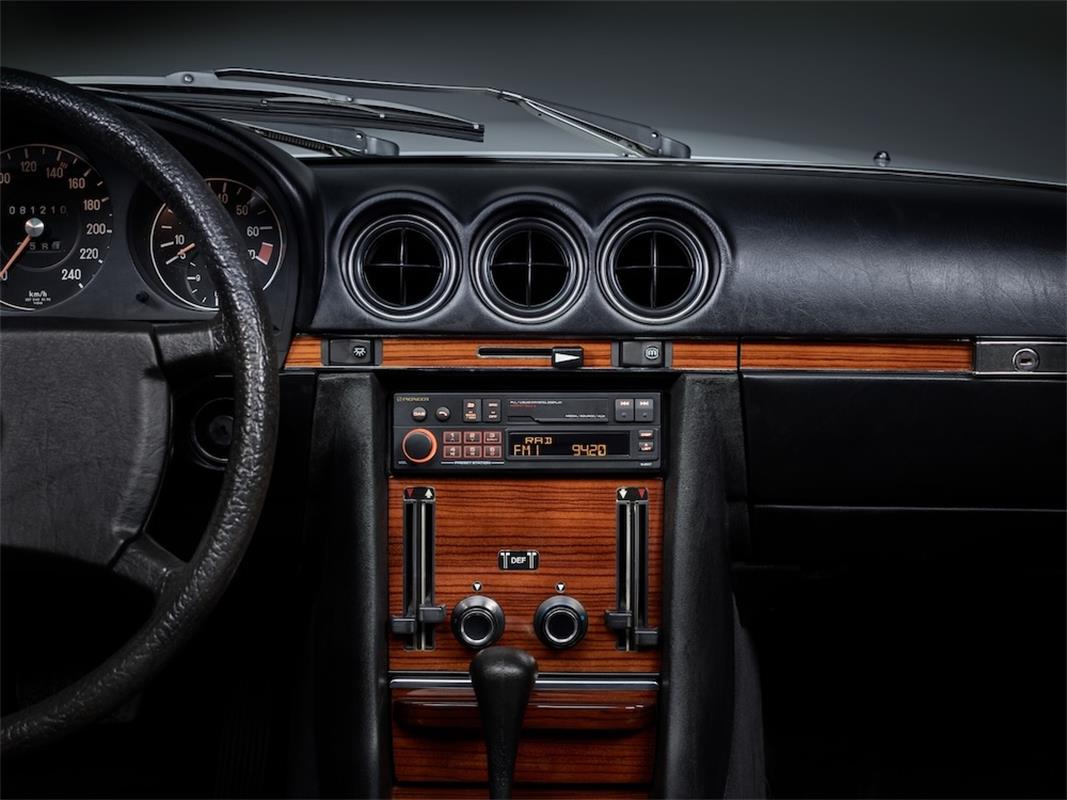 Pioneer SXT-C10PS Retro Car Radio with DAB+ and Bluetooth