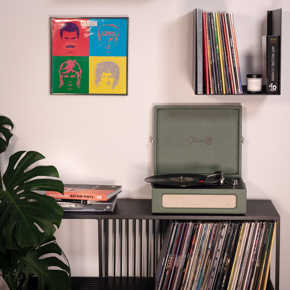 Studio 57 Groovy Turntable (Green)