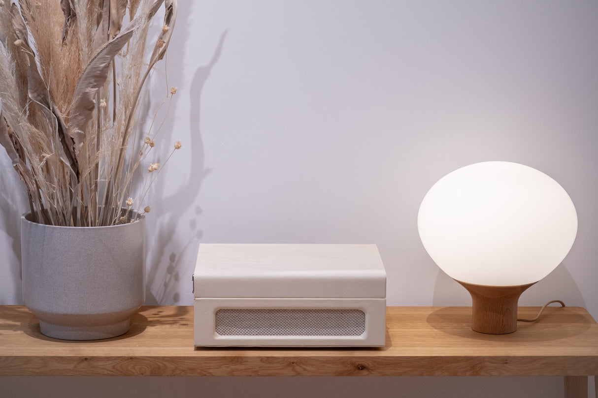 Studio 57 Groovy Turntable (White)