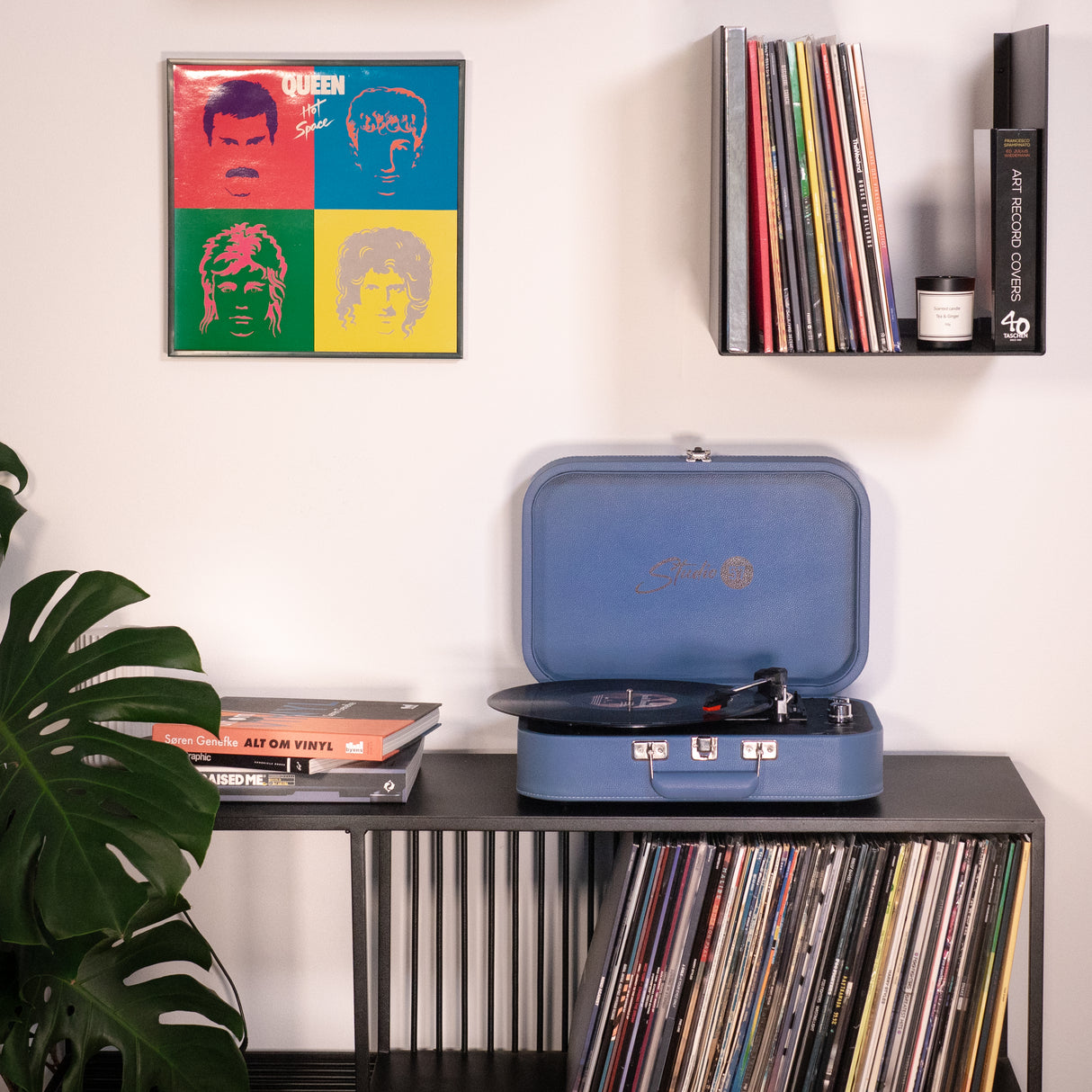 Studio 57 Mellow Turntable (Blue)