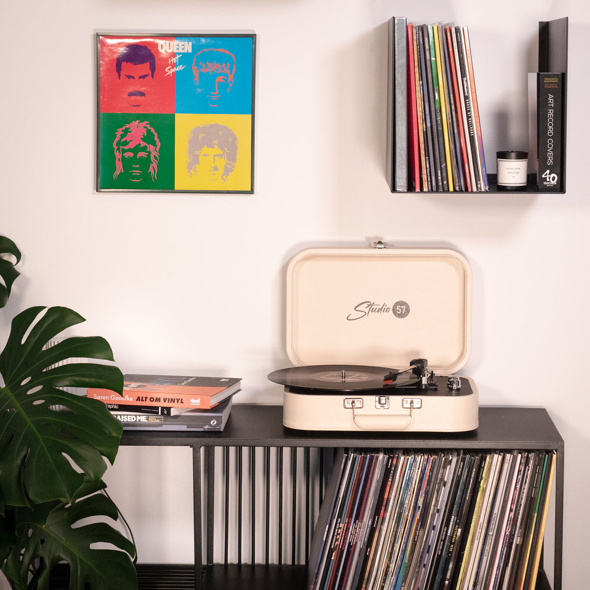 Studio 57 Mellow Turntable (White)