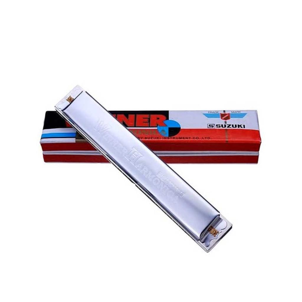 Suzuki W-16 Winner Tremolo Harmonica - C