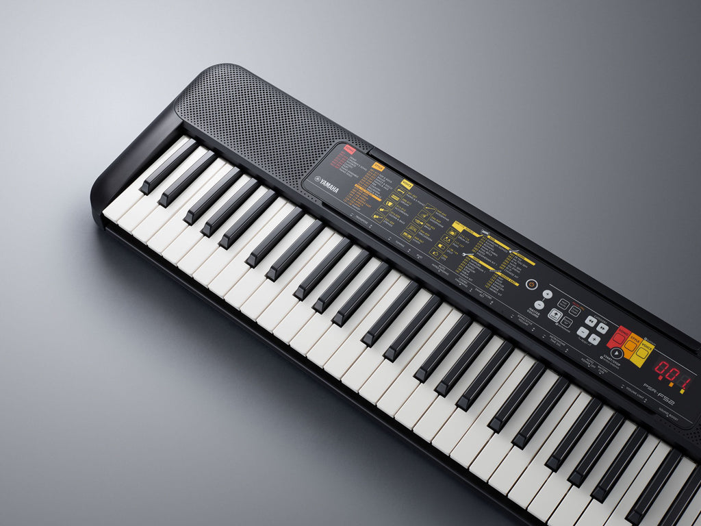 Yamaha PSR-F52 Keyboards (Black) Bundle