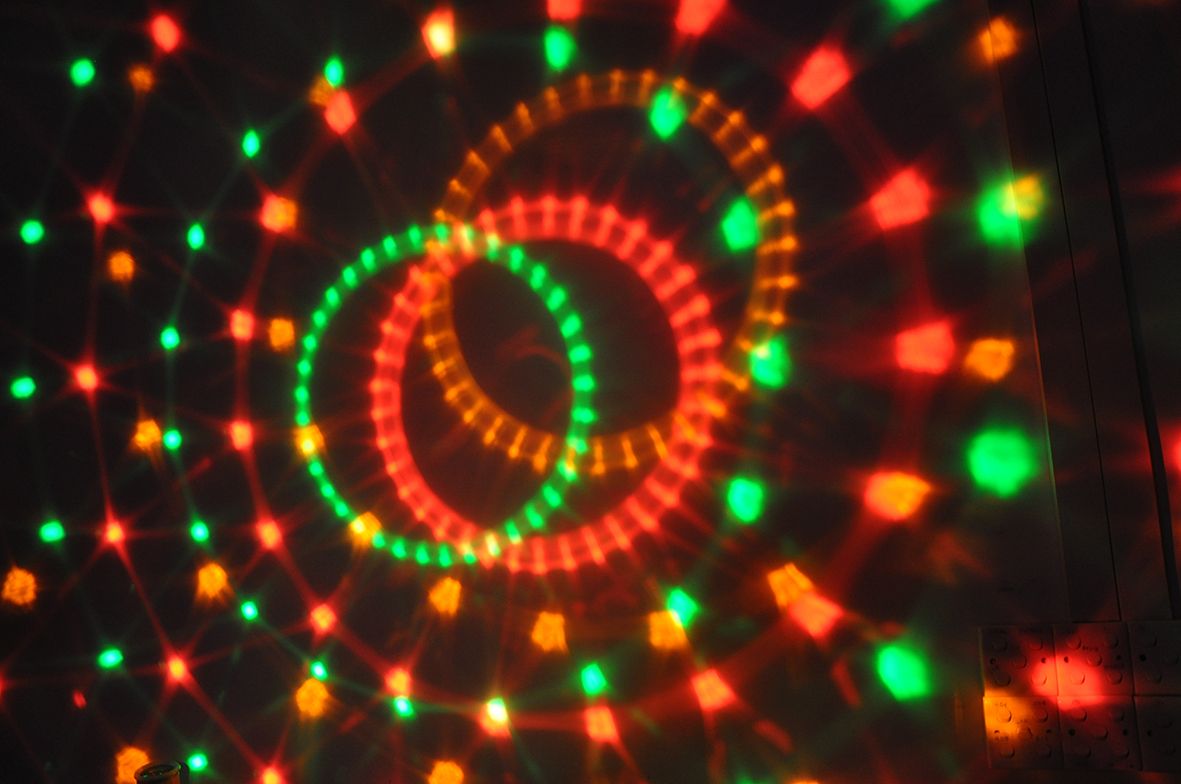 Ibiza Astro-Bat RGBA LED disco light