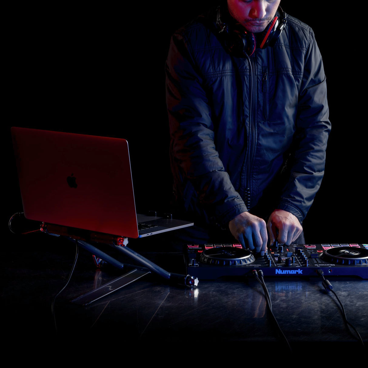 NUMark Mixtrack-Pro-FX DJ controller