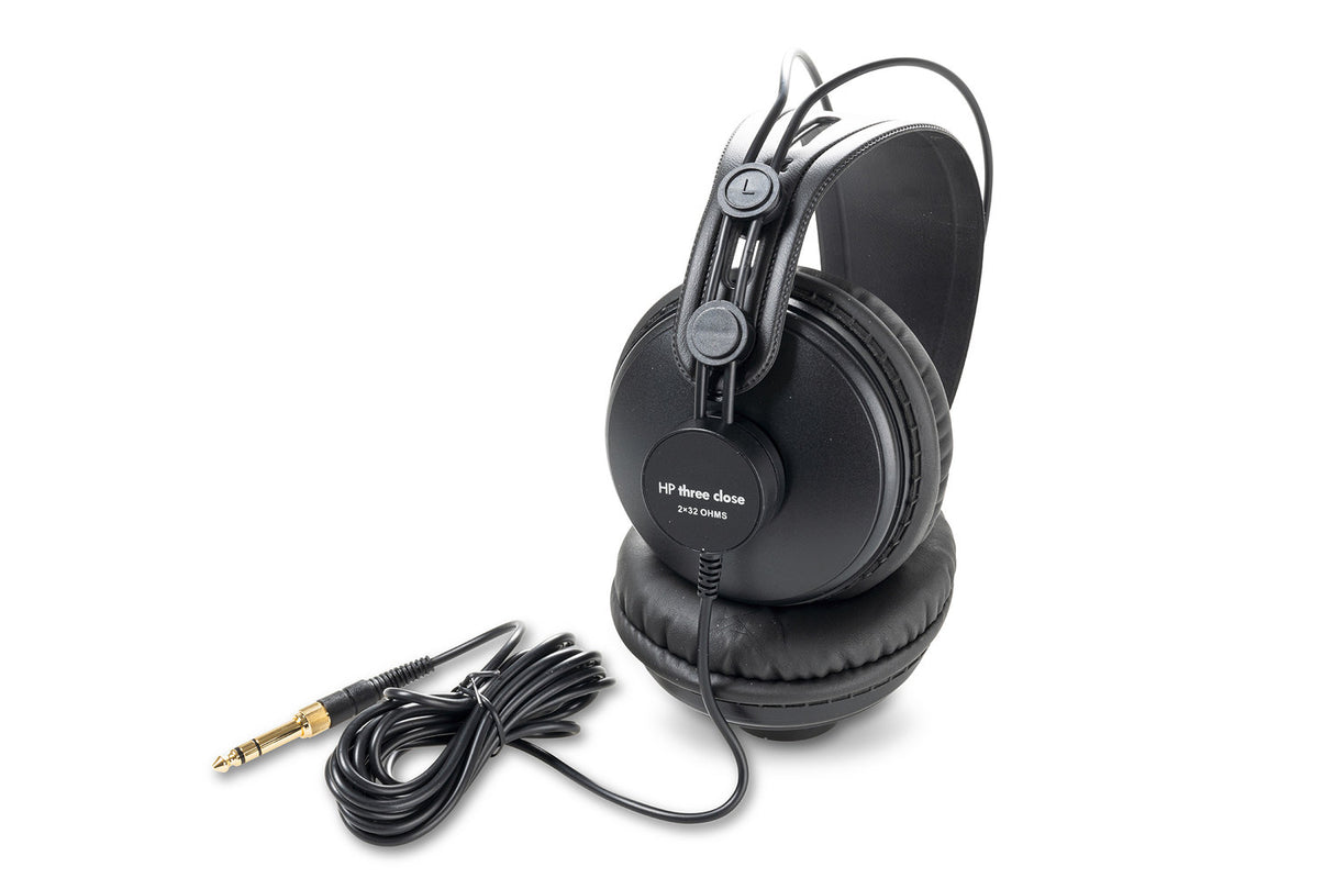 GEWA Headphones HP three close - P/U24