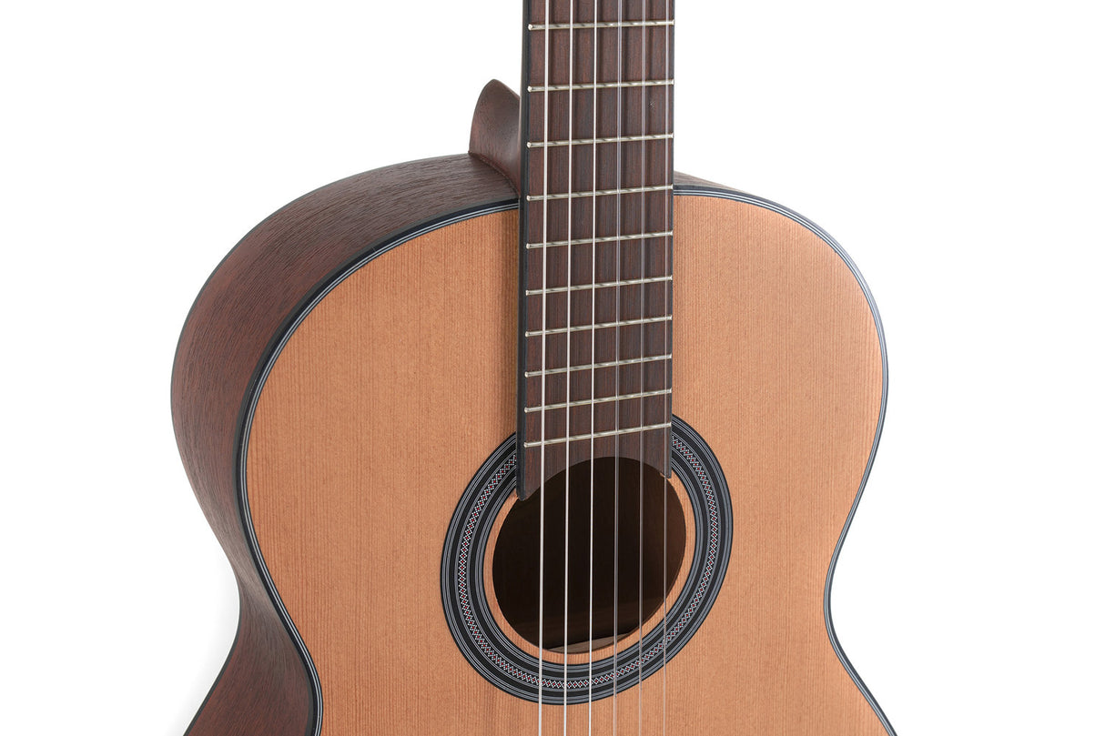 GEWA Classical guitar Student Cedar - 4/4 size natural