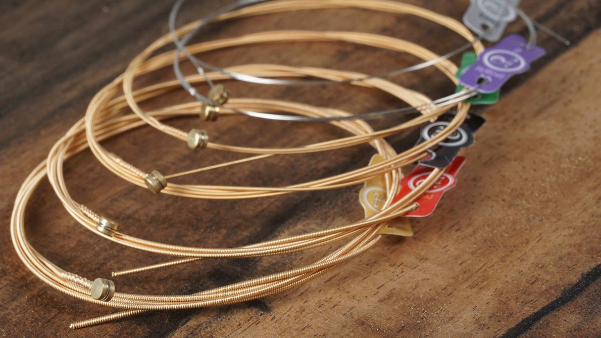 Adamas Strings for Acoustic Guitars Adamas Phosphor Bronze Historic Reissue - Set of 3 Ex-Light .010 (1717-3)