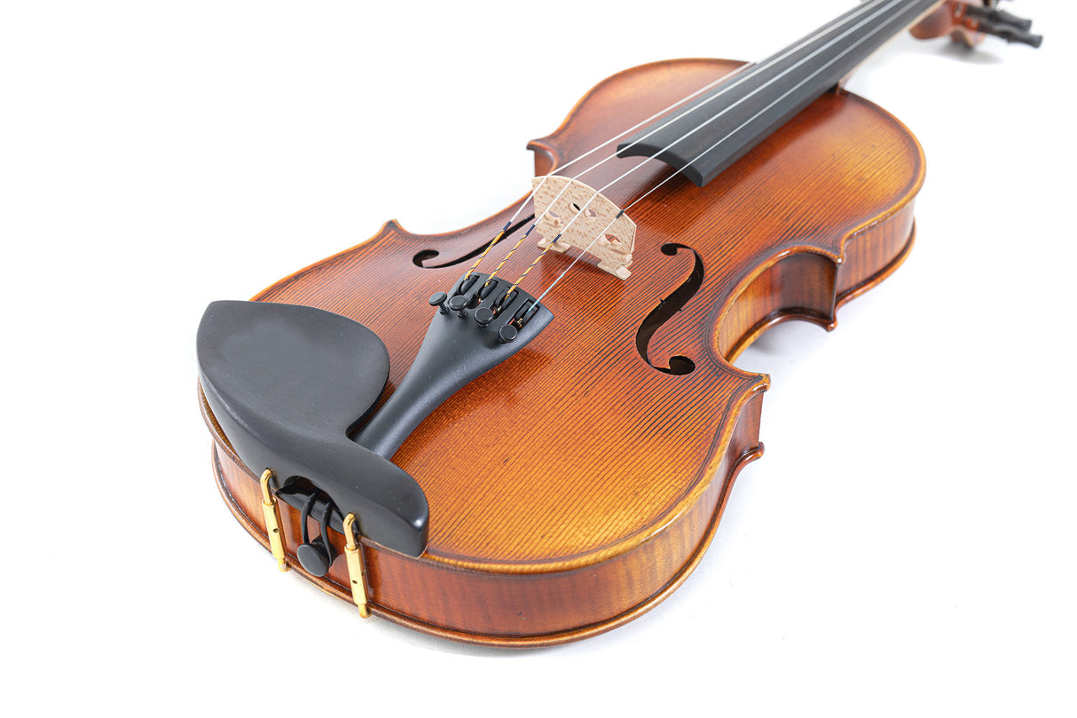 GEWA Violins Maestro 2 - 1/4 (Ready to play including shaped case, Massaranduba bow and Larsen Aurora strings, secured for transport)