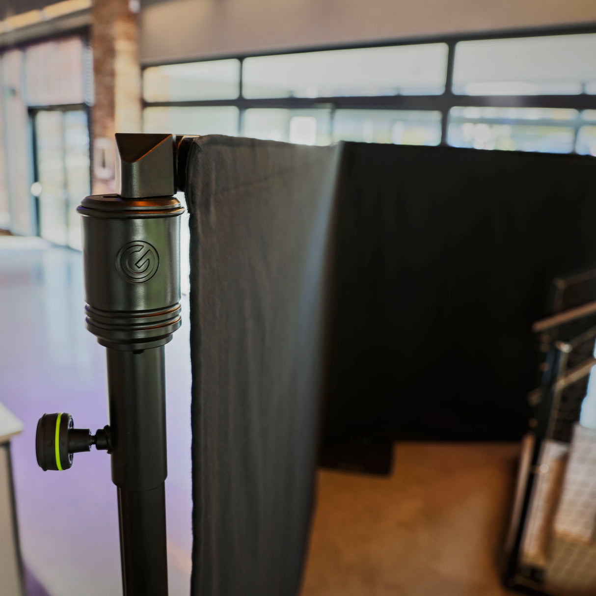 Gravity PAD-SET 2 – Pipe and drape system incl. curtain