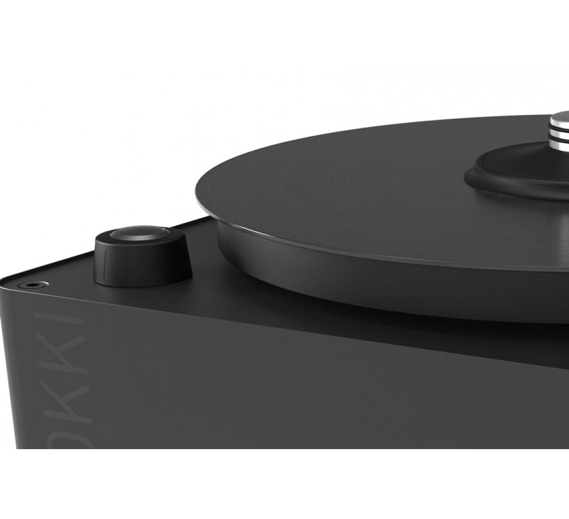 Okki Nokki One record cleaning machine