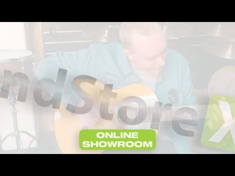 Yamaha CG102 Classical Spanish Guitar